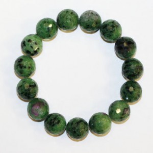 bracelet pierres taillées