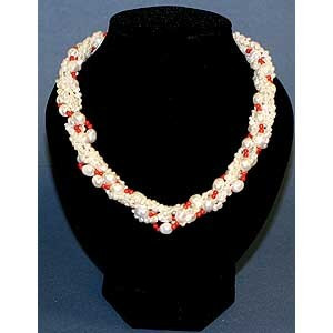 collier perles d'eau douce et corail